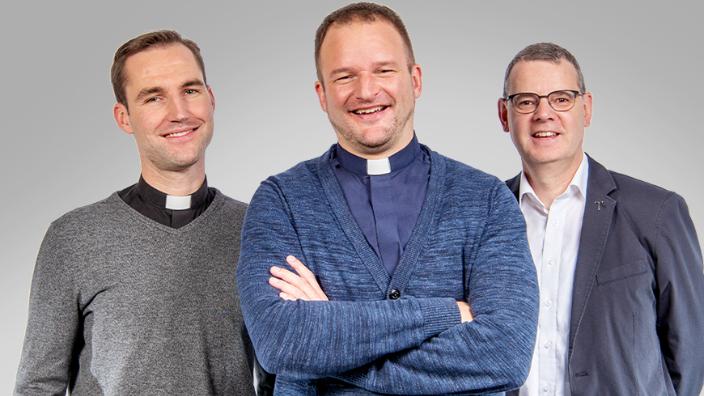 Kachel_Priester_werden